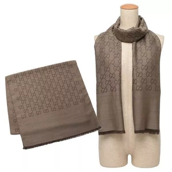 LAST CHANCE GUCCI wool blend scarf - Picture 8 of 11